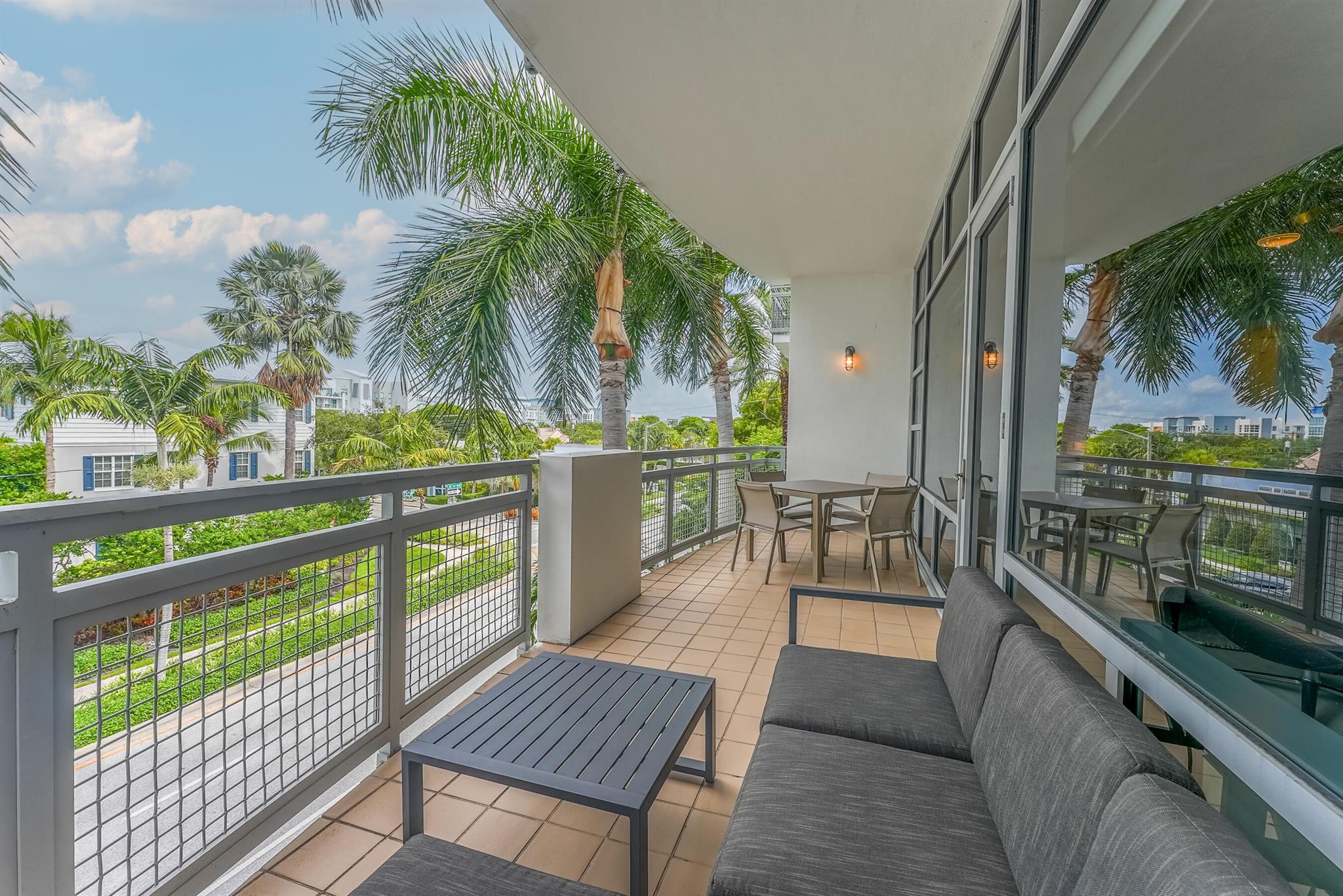 335 SE 6th Avenue 308