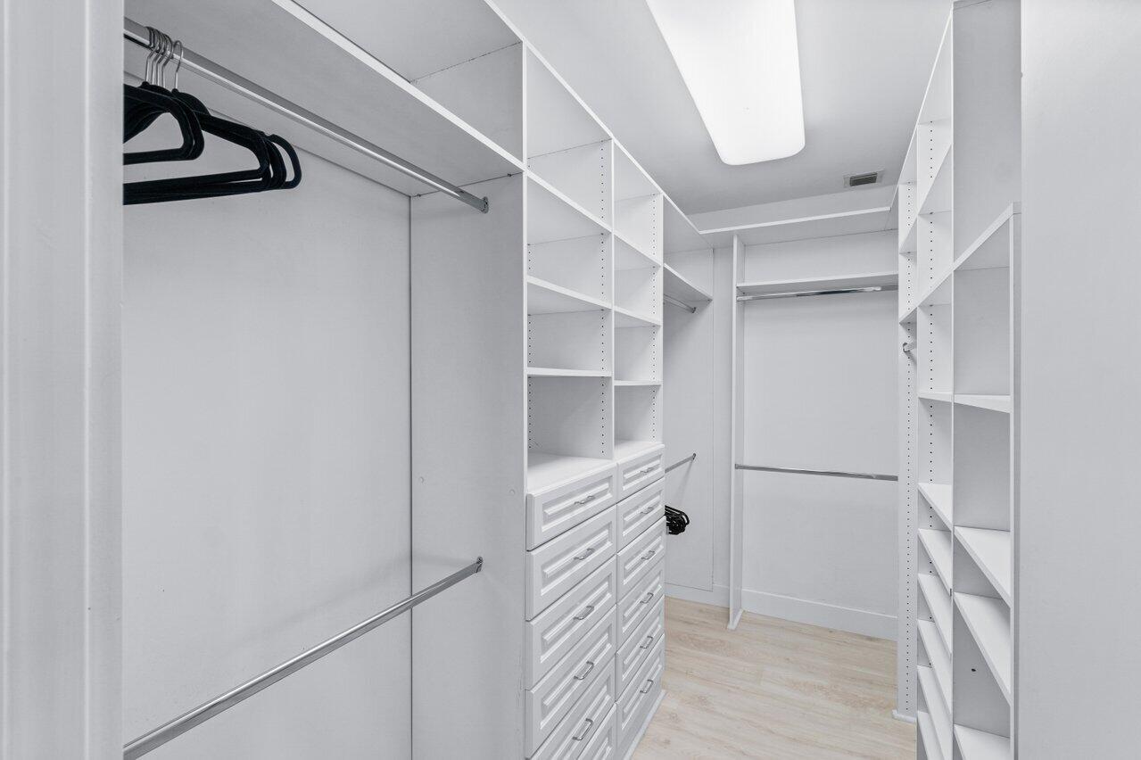 335 SE 6th Avenue 308