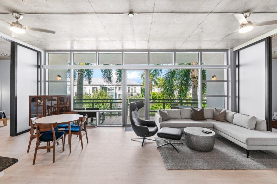 335 SE 6th Avenue 308