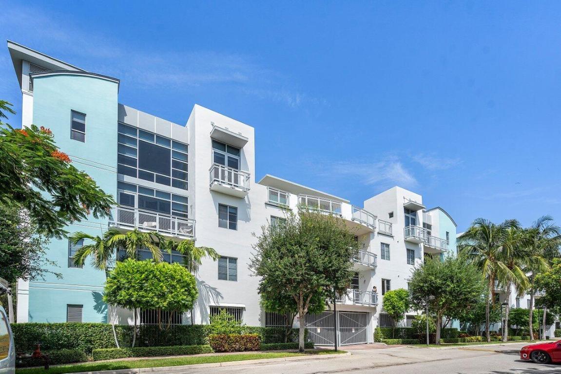 335 SE 6th Avenue 308