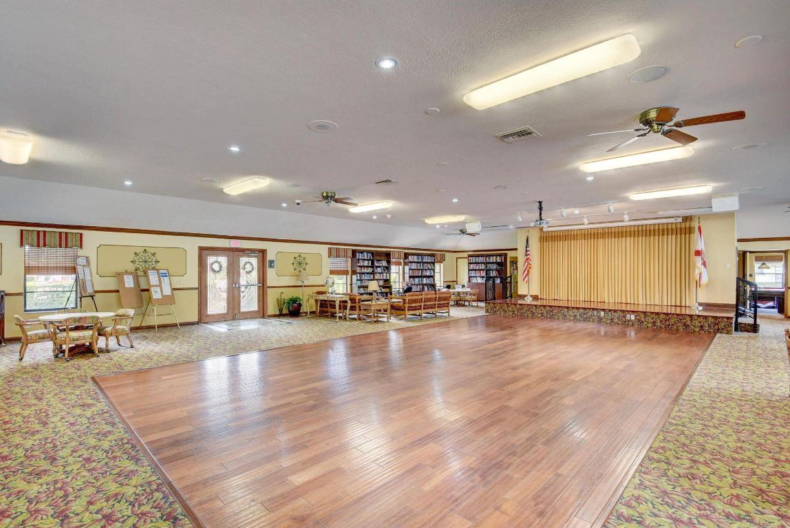 9805 Tabebuia Tree Drive A