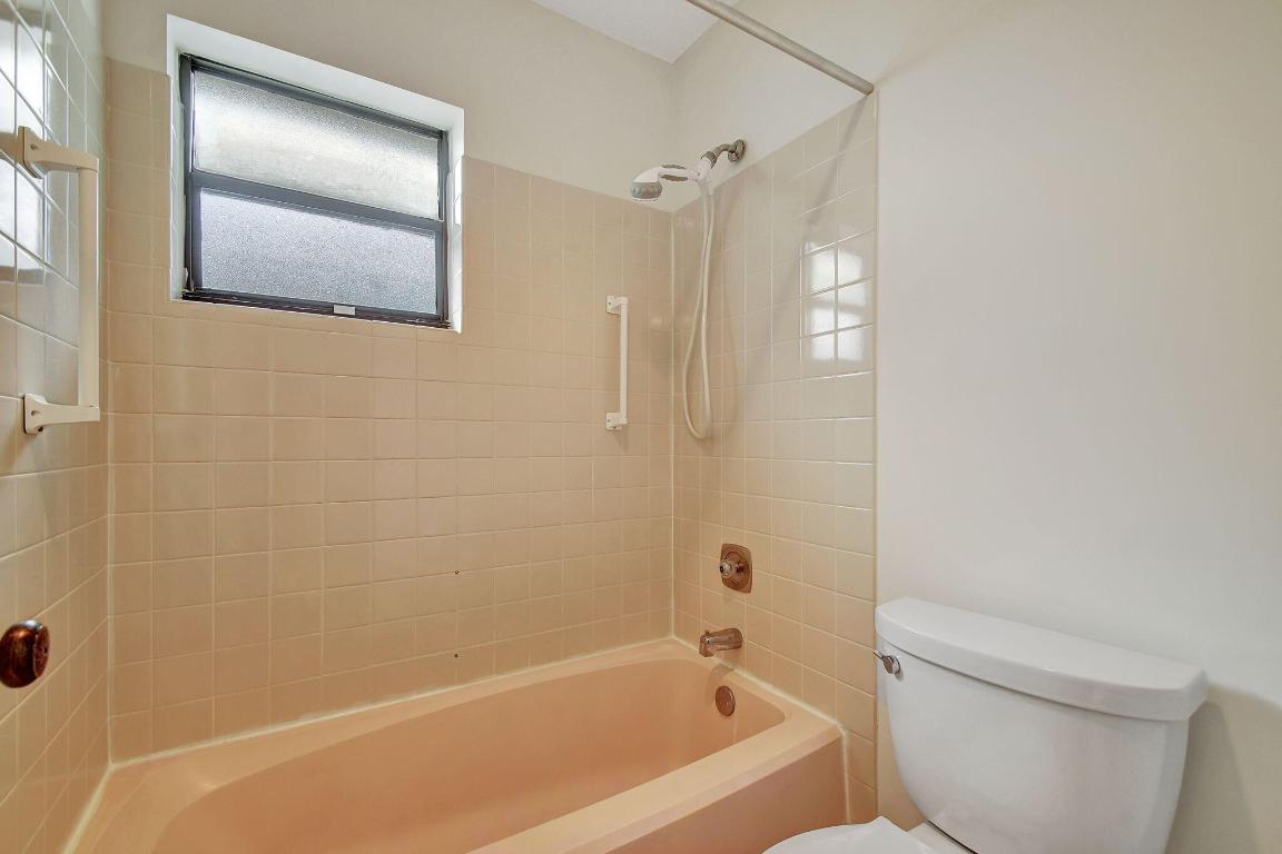 9805 Tabebuia Tree Drive A