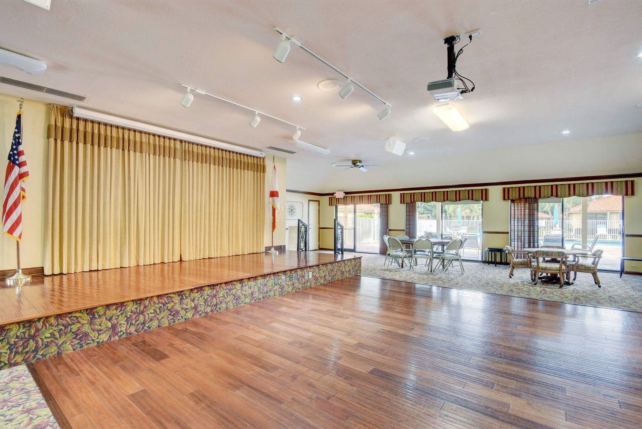 9805 Tabebuia Tree Drive A