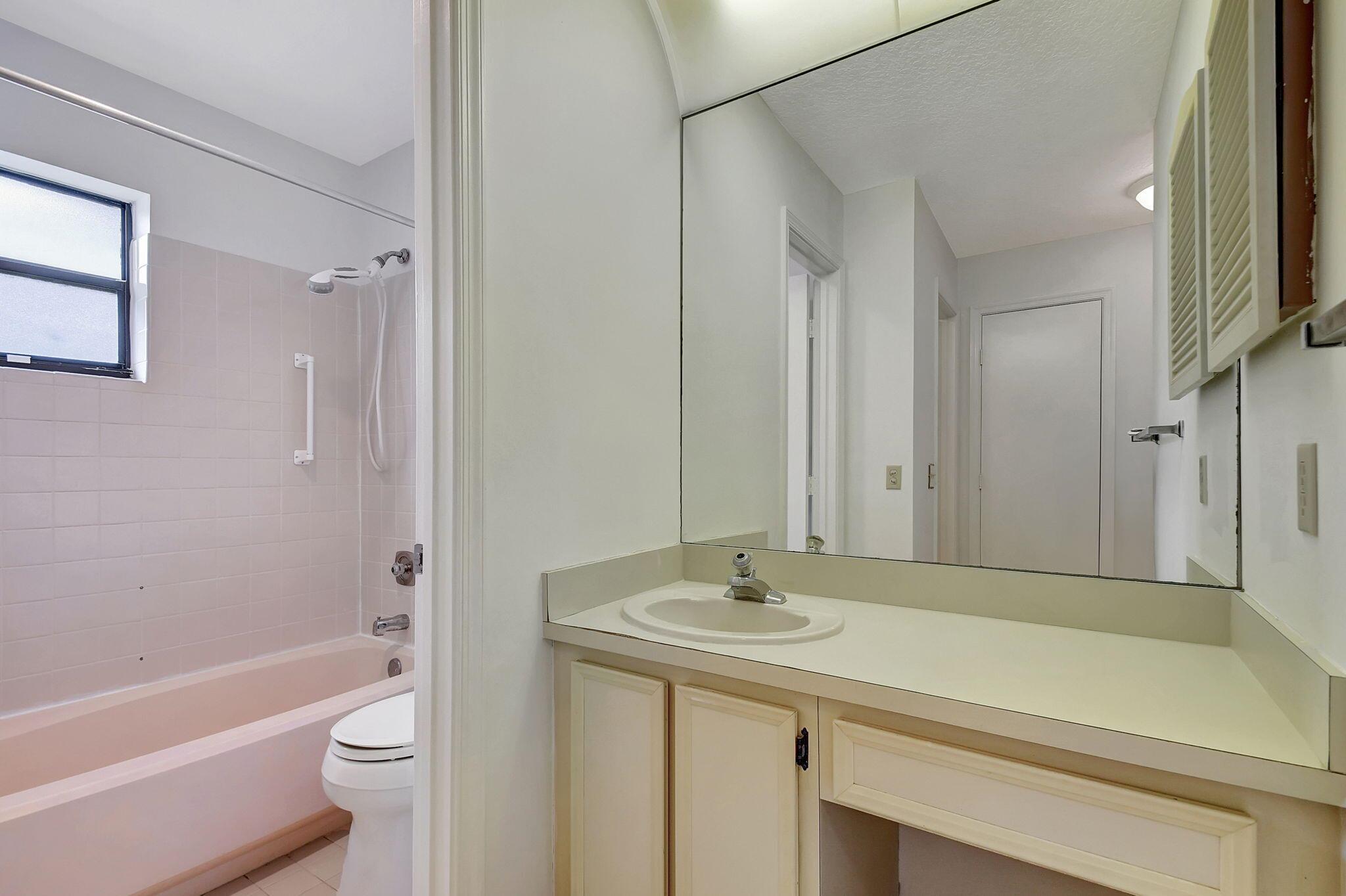 9805 Tabebuia Tree Drive A