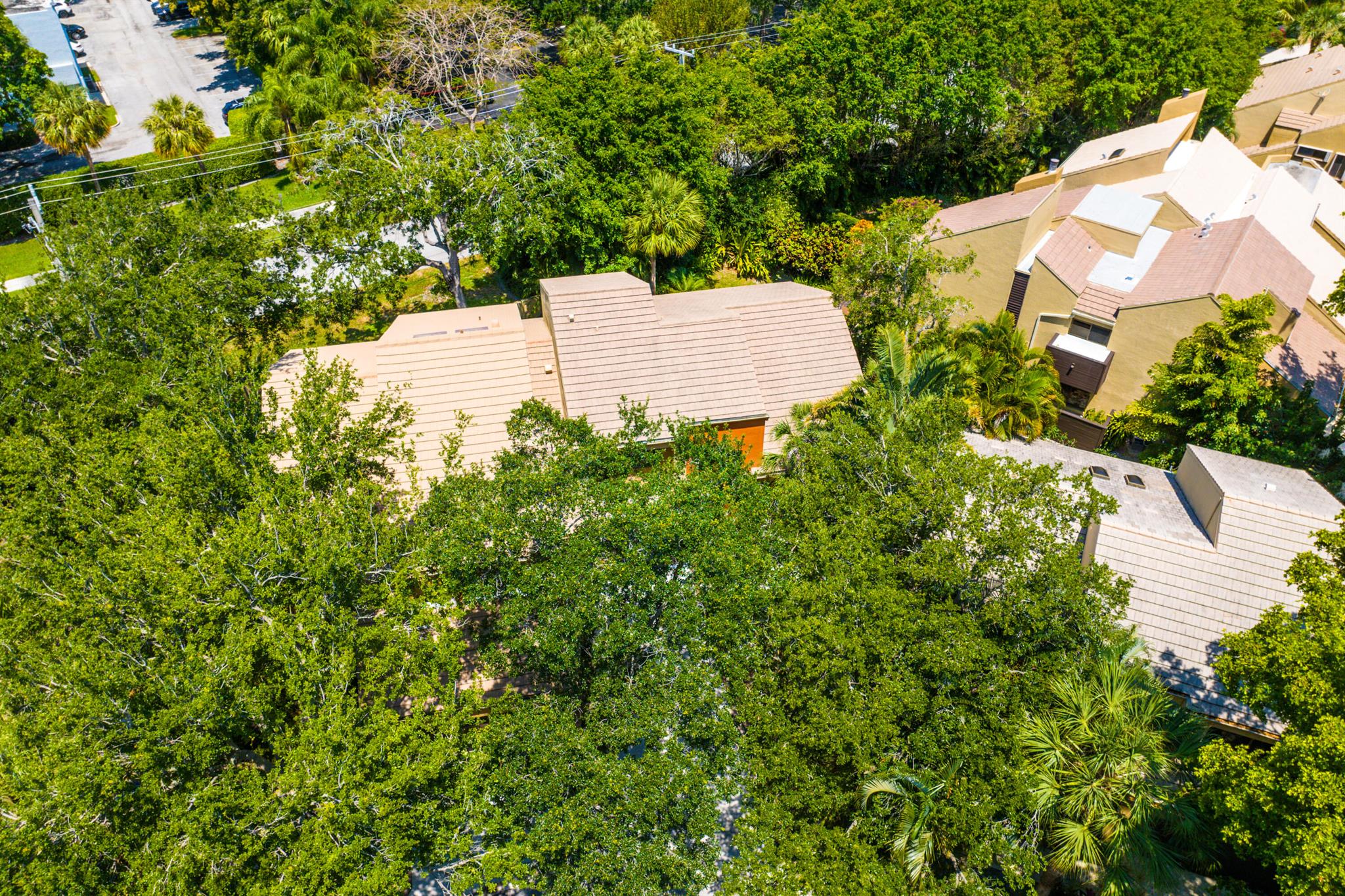 745 St Albans Drive