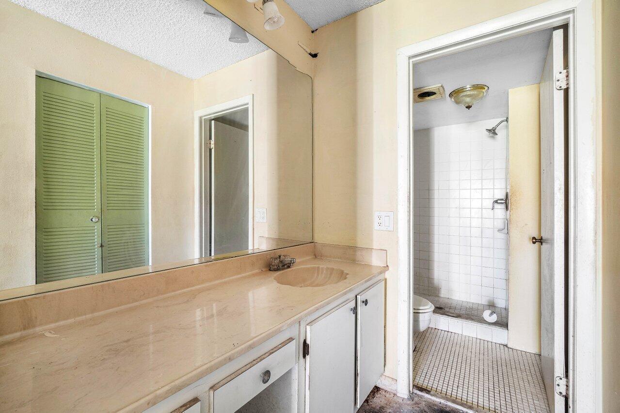 2331 SW 15th Street 31