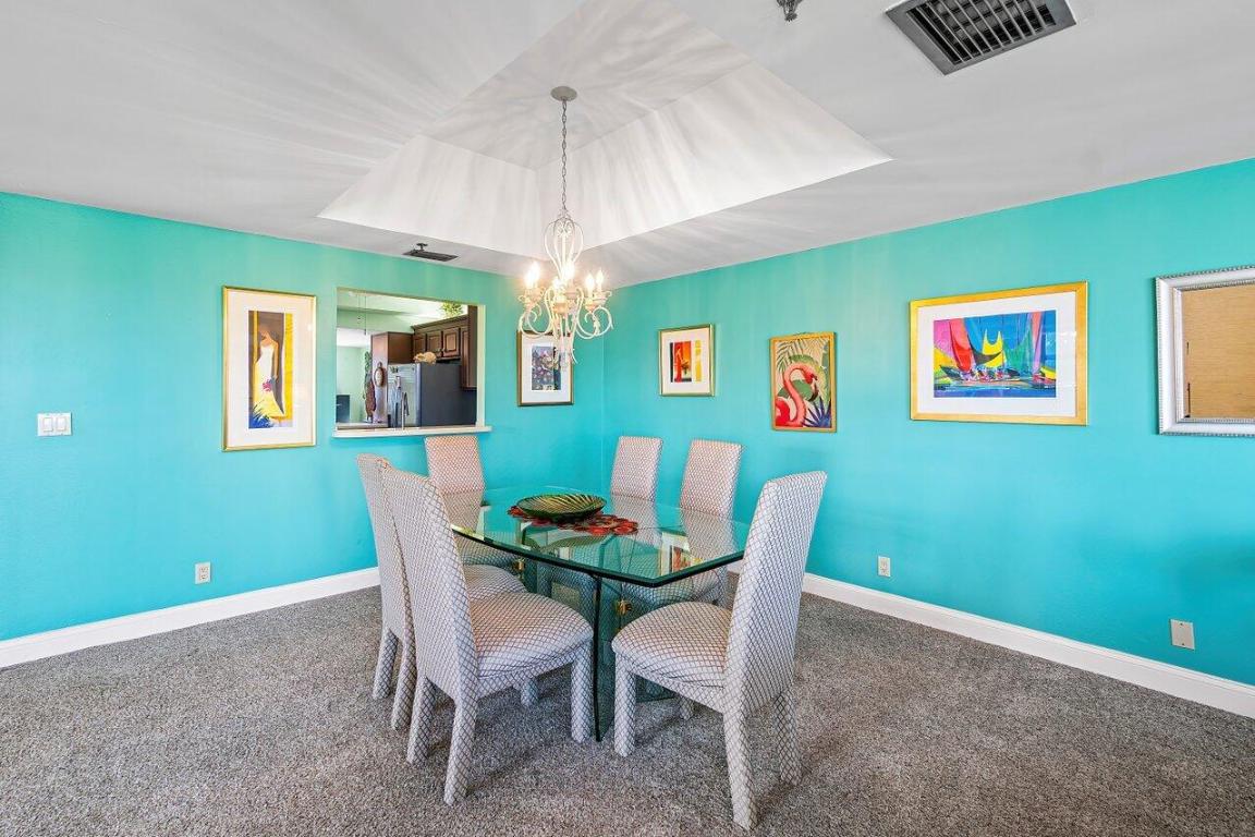 1035 S Federal Highway 218