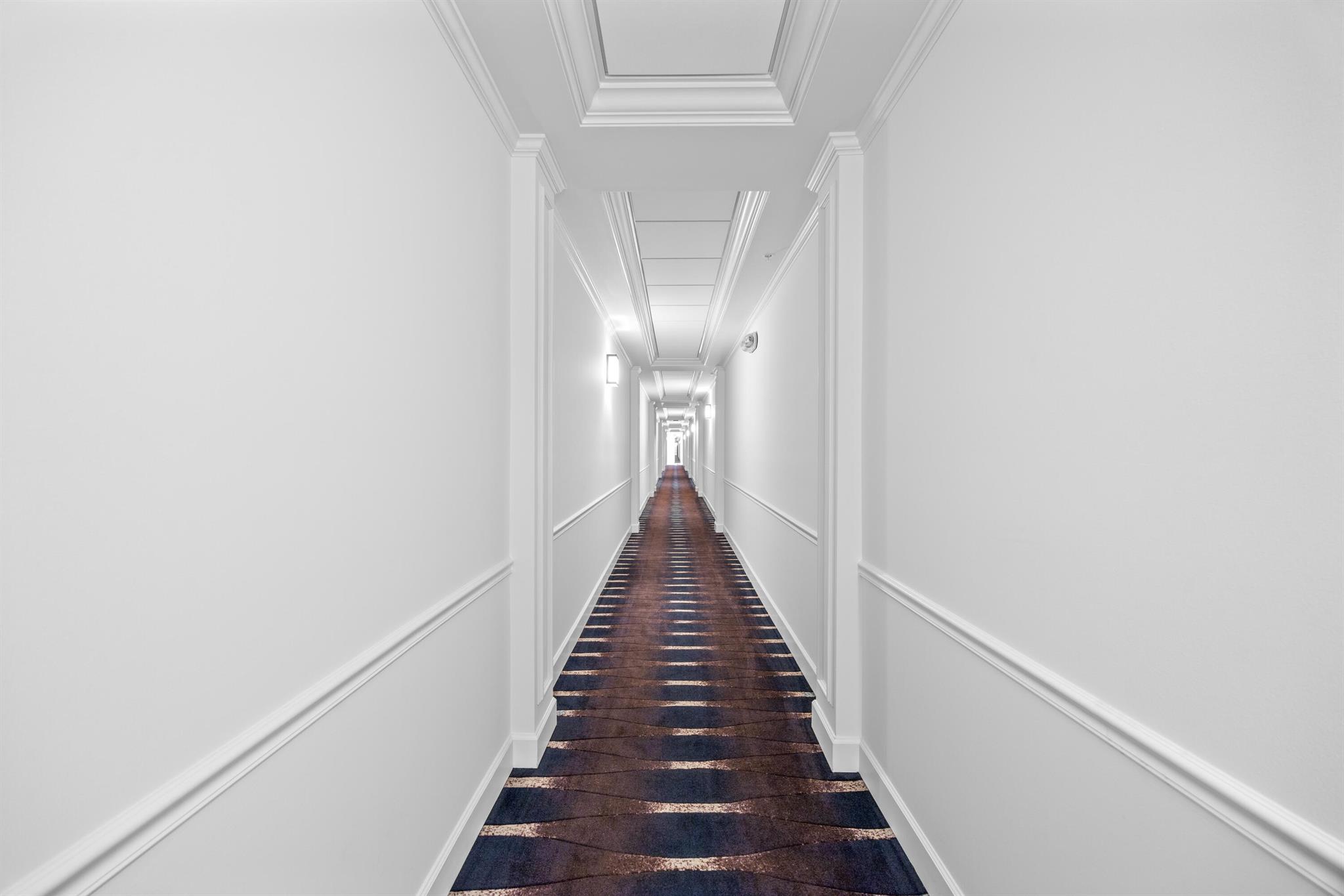 200 NE 2nd Avenue 207