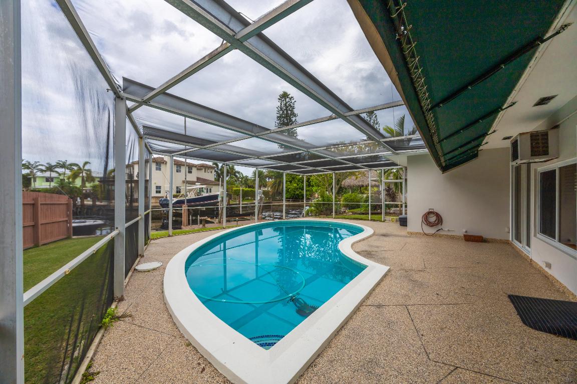 721 New Castle Street