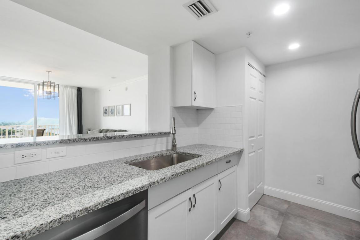 625 Casa Loma 908 Boulevard 908