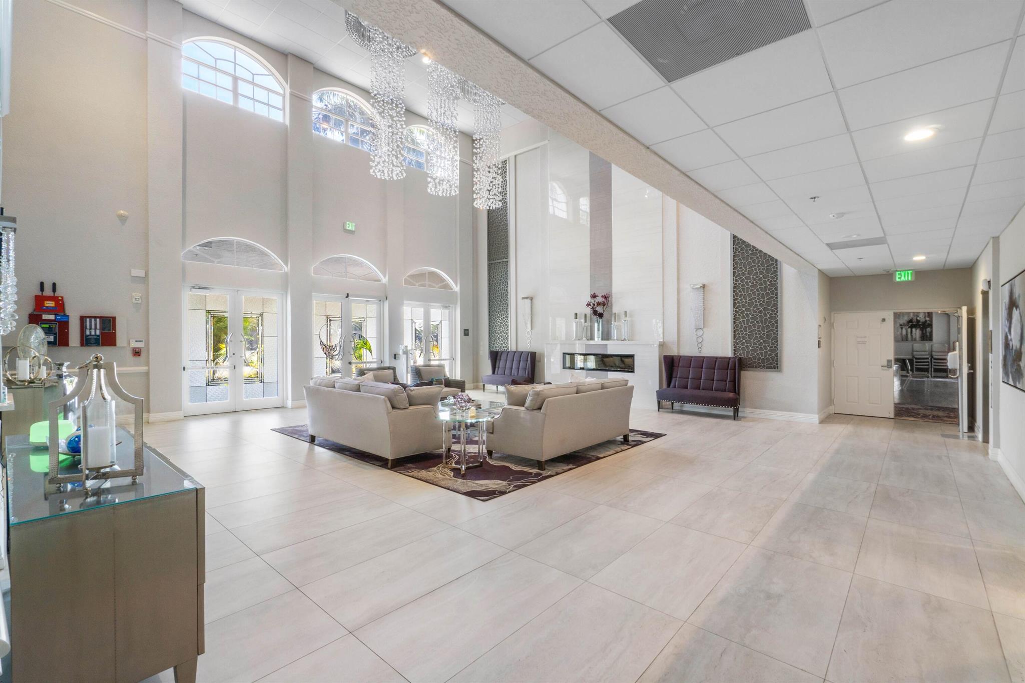 10745 Royal Caribbean Circle