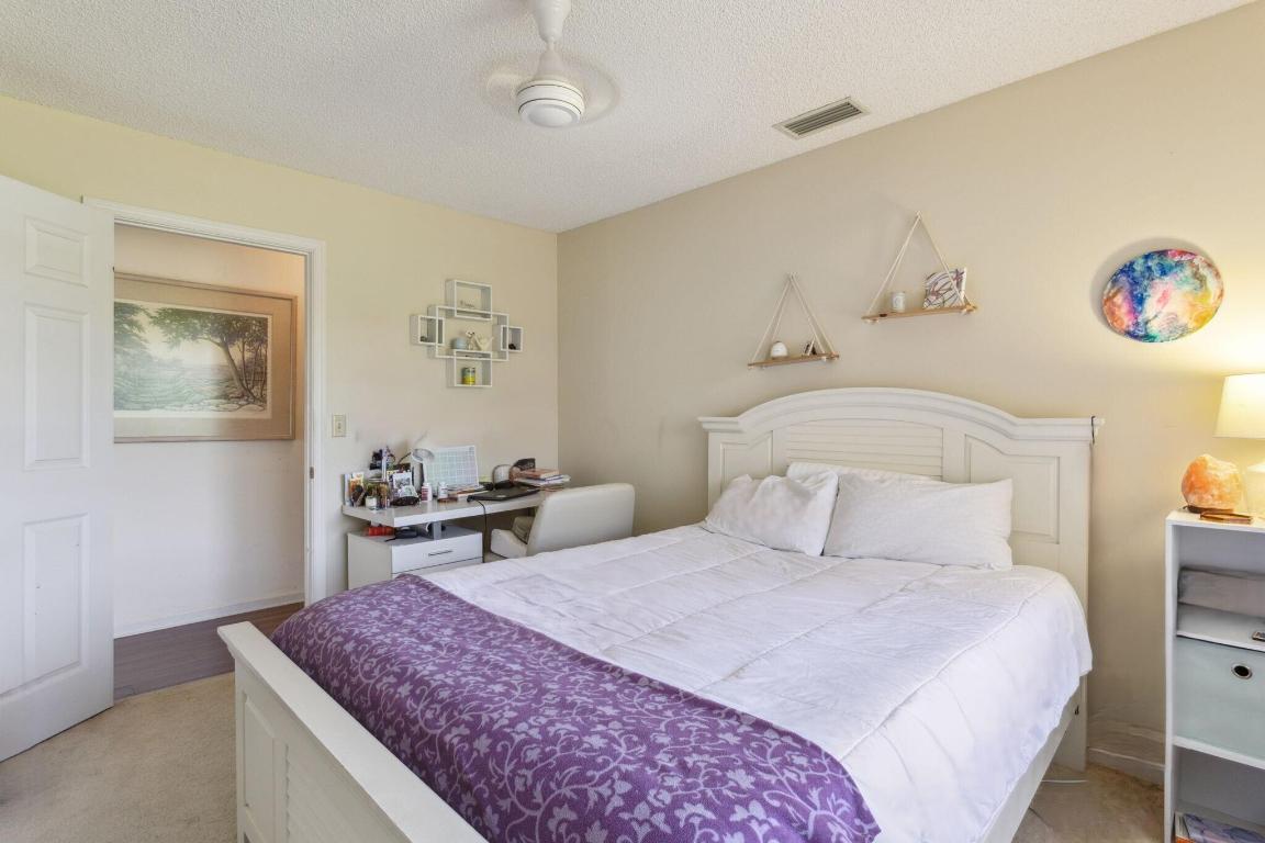 10733 Green Trail Drive S