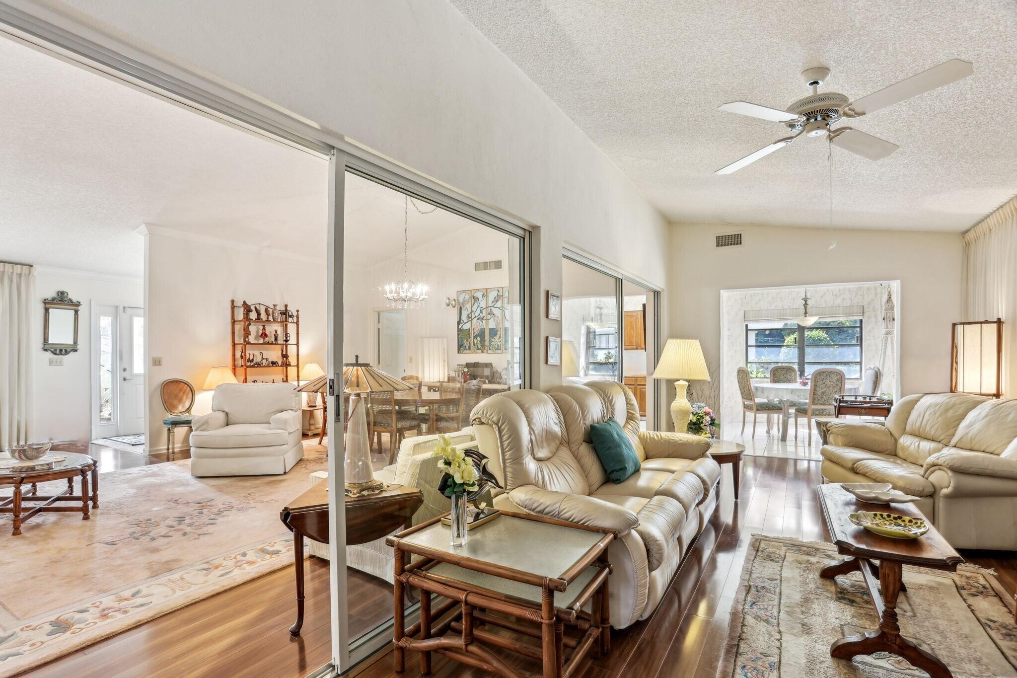 10733 Green Trail Drive S