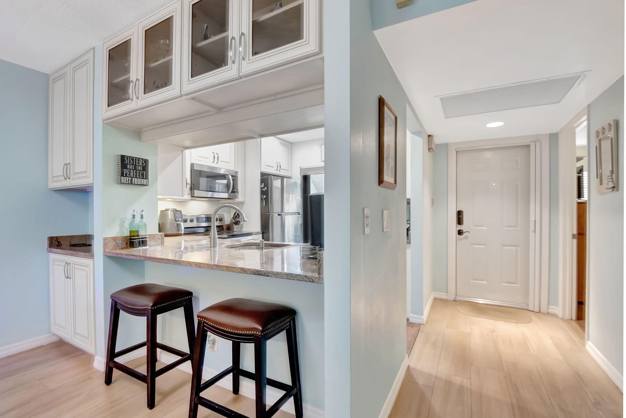 1405 S Federal Highway 117