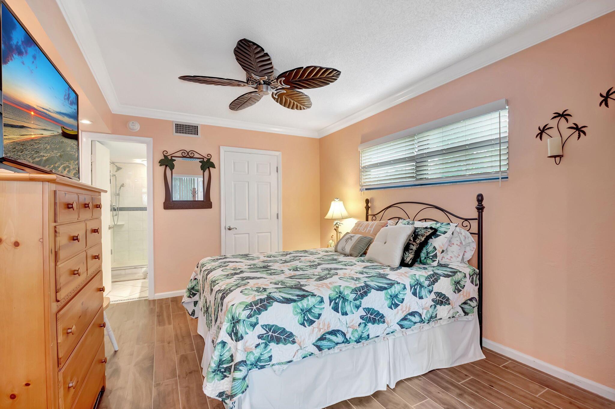 1405 S Federal Highway 117