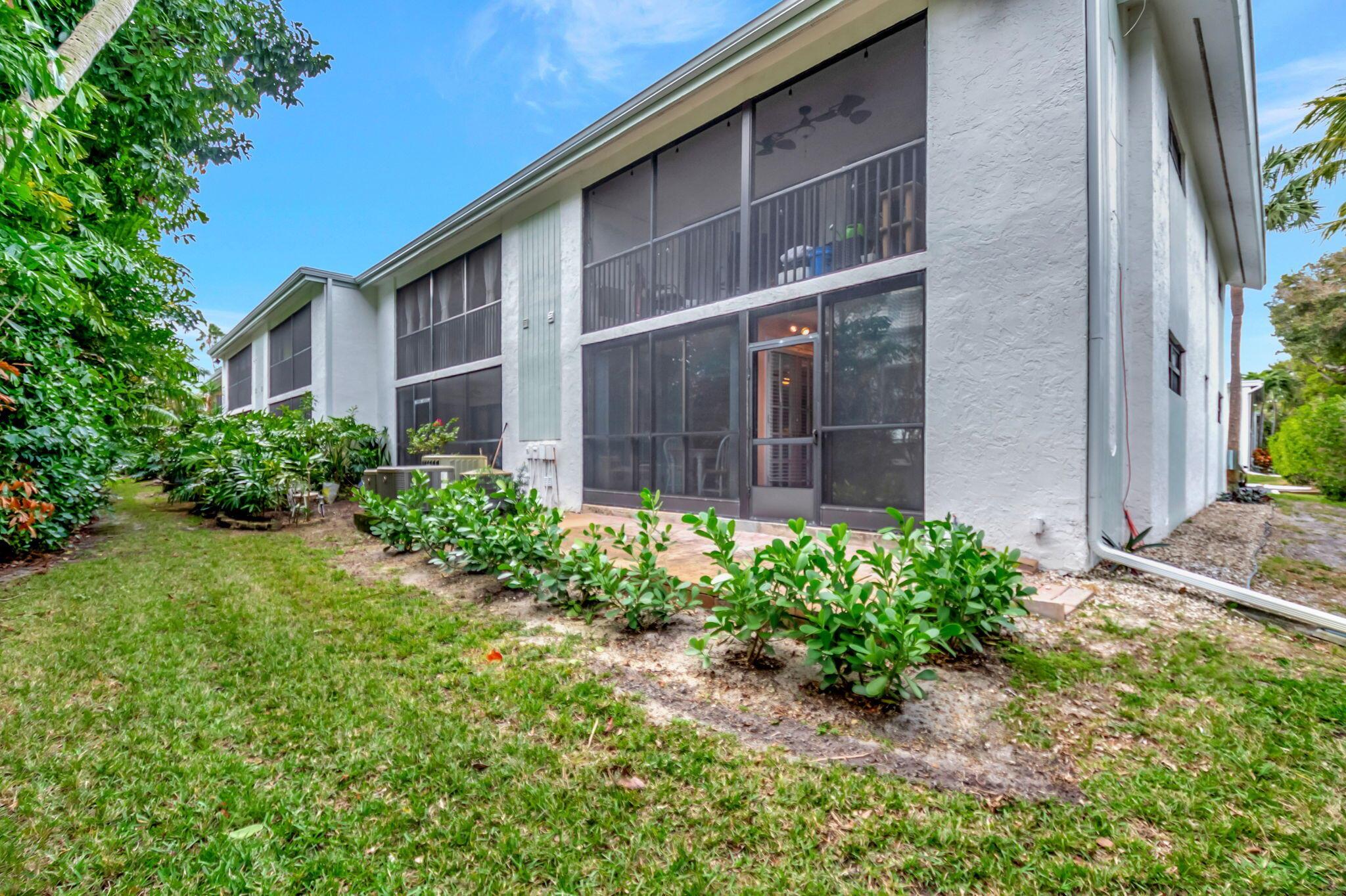 1405 S Federal Highway 117