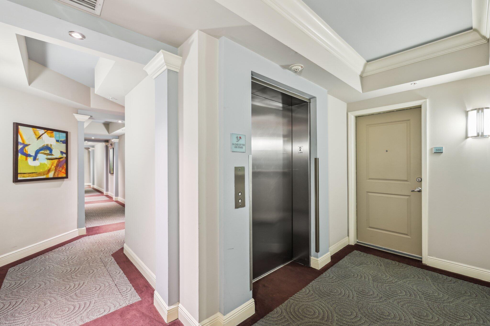 225 NE 1st Street 204