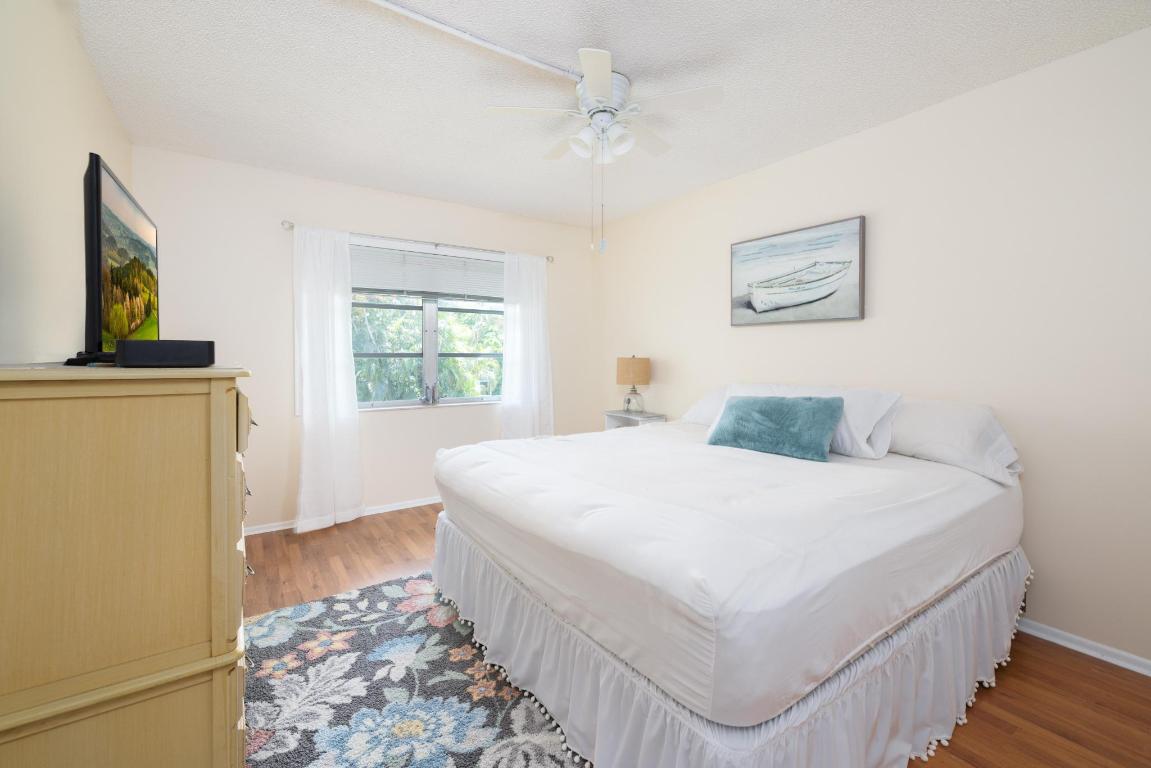 2340 SW 22nd 302 Avenue 302