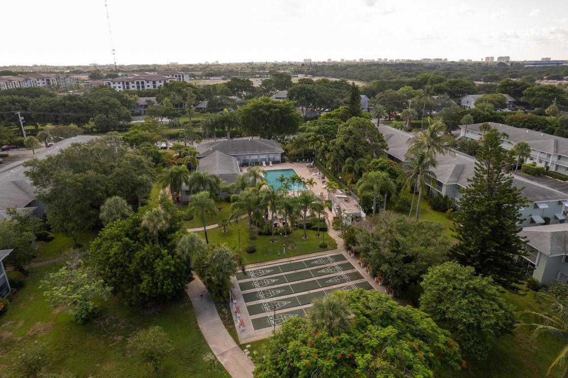 2340 SW 22nd 302 Avenue 302