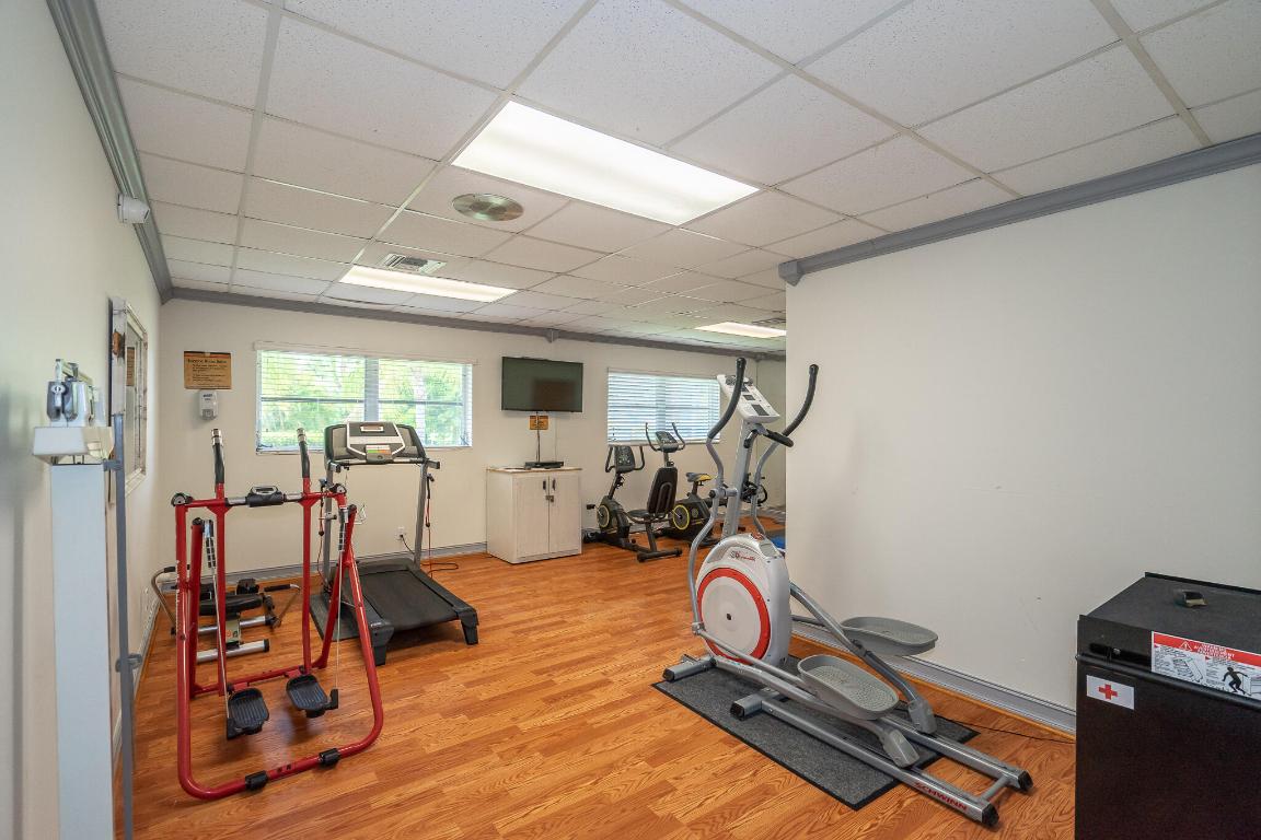 2340 SW 22nd 302 Avenue 302