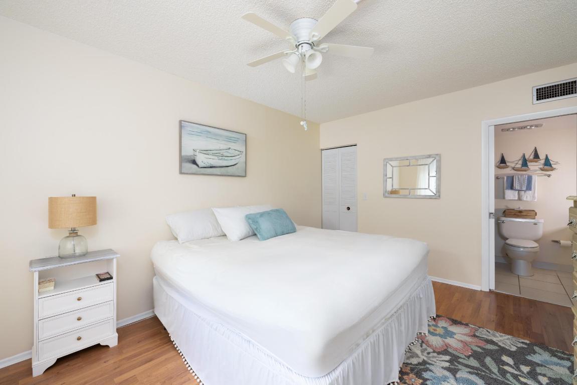 2340 SW 22nd 302 Avenue 302