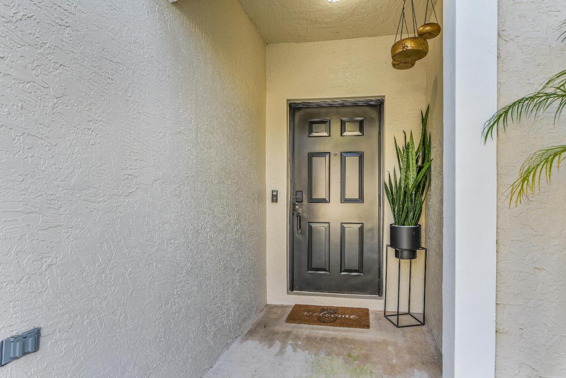 4724 Palmbrooke Circle