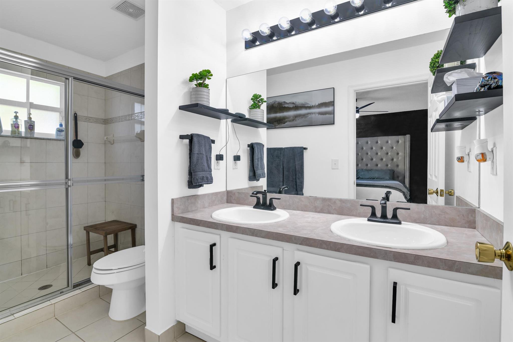 4724 Palmbrooke Circle