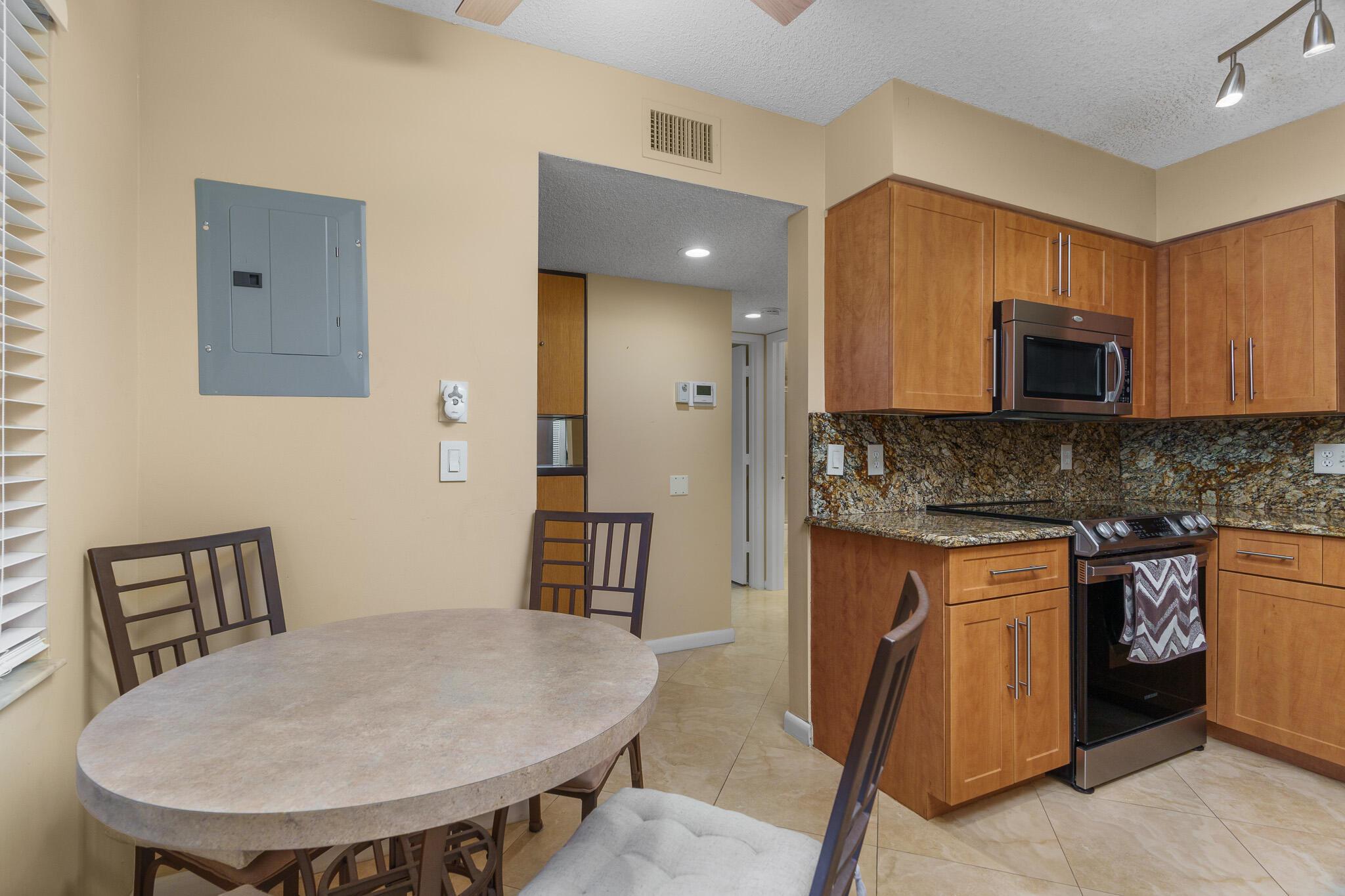 6515 Kensington Lane 201