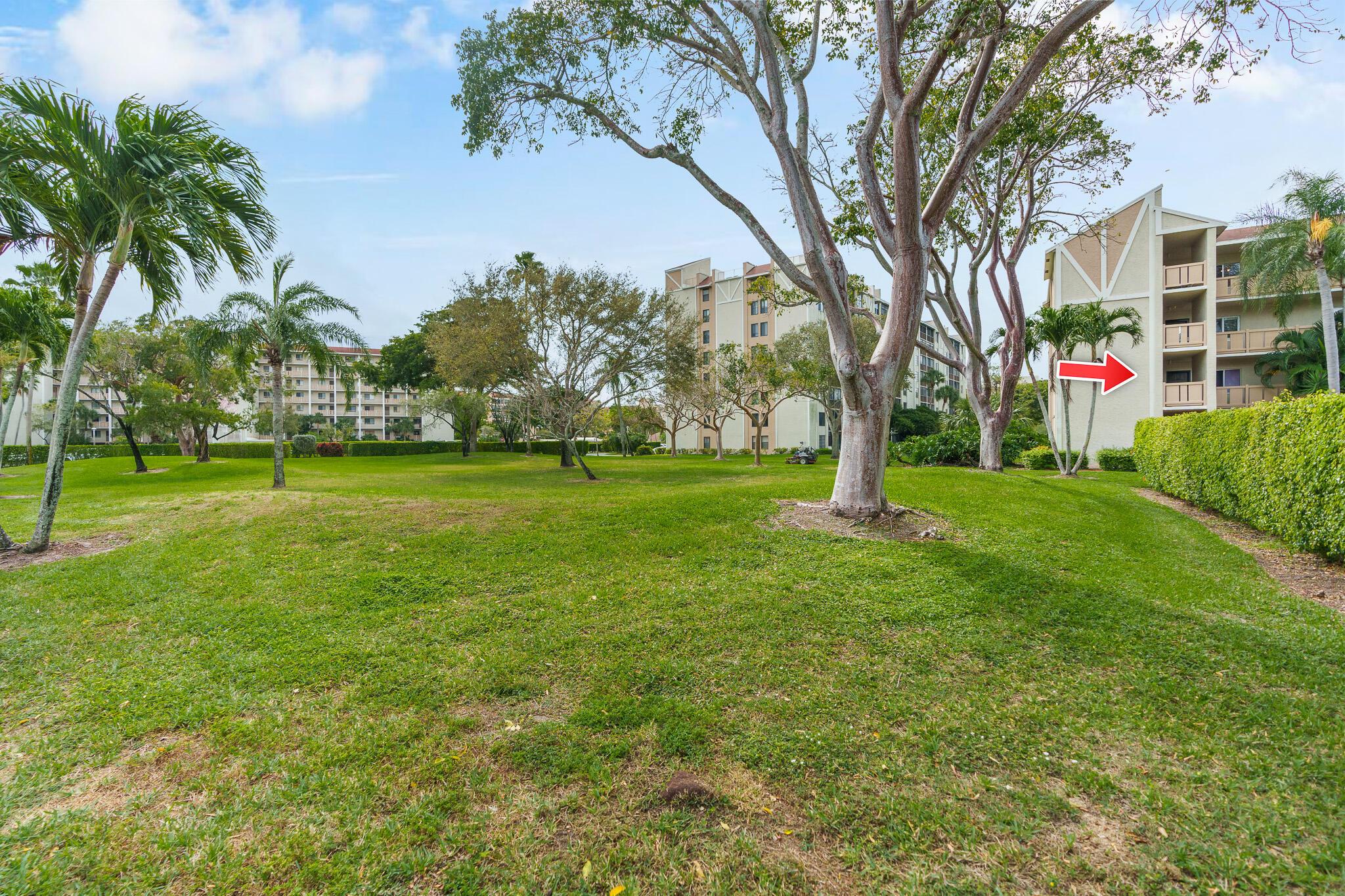6515 Kensington Lane 201