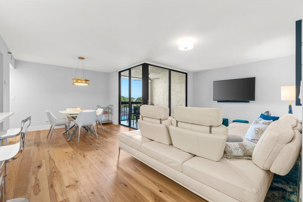 955 Egret Circle 408