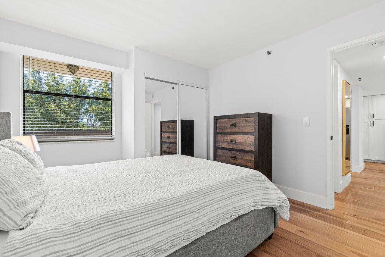 955 Egret Circle 408