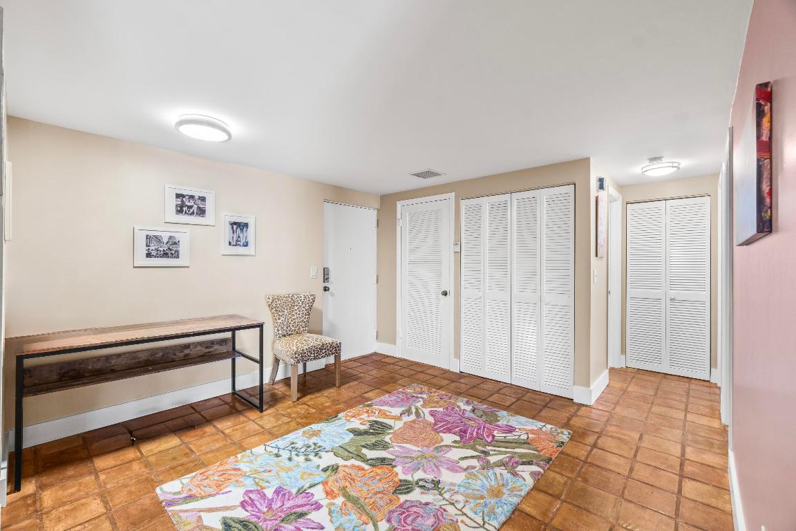 290 W Palmetto Park Road 114