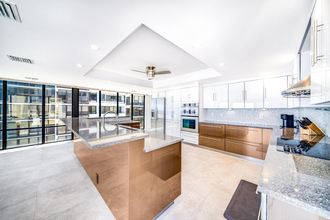 2155 S Ocean Boulevard 9