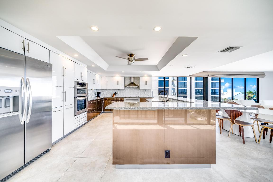 2155 S Ocean Boulevard 9