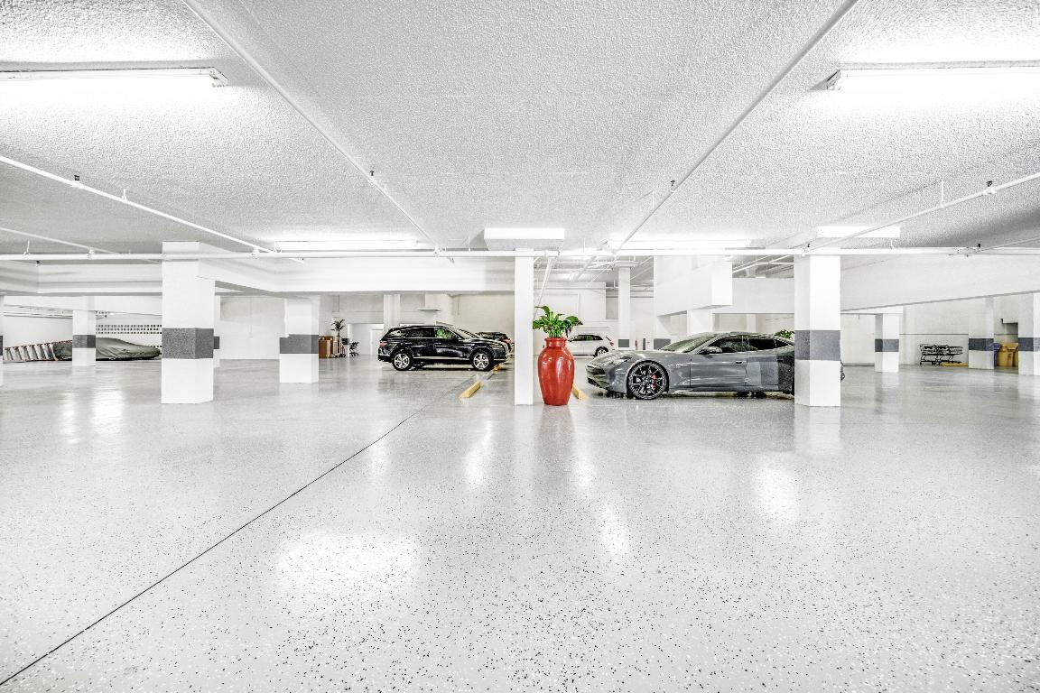 2155 S Ocean Boulevard 9