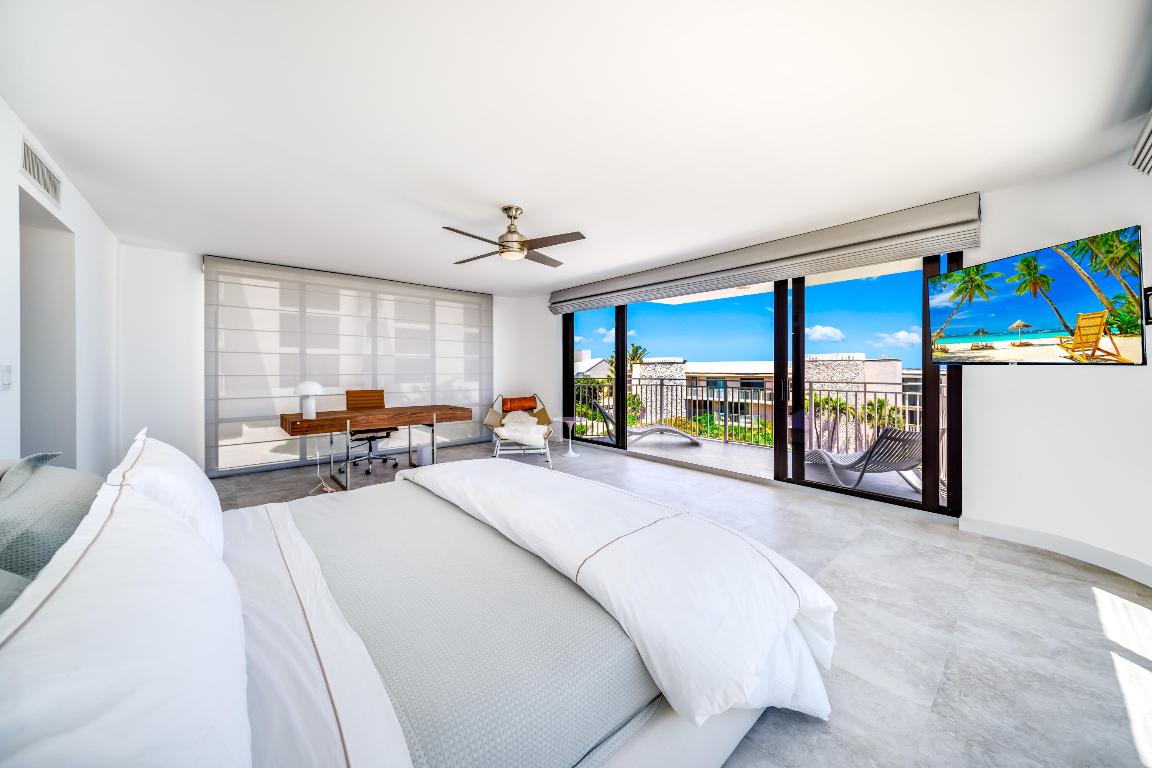 2155 S Ocean Boulevard 9