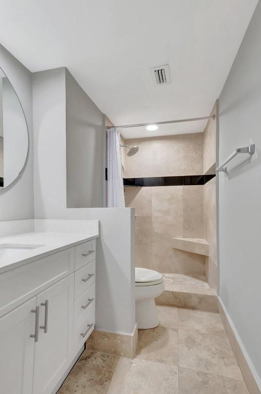 3939 NE 5th Avenue B105