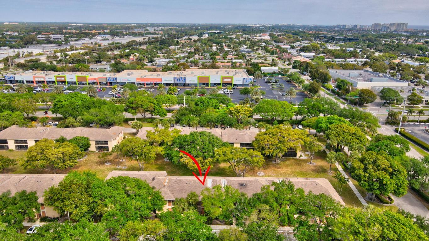 3939 NE 5th Avenue B105