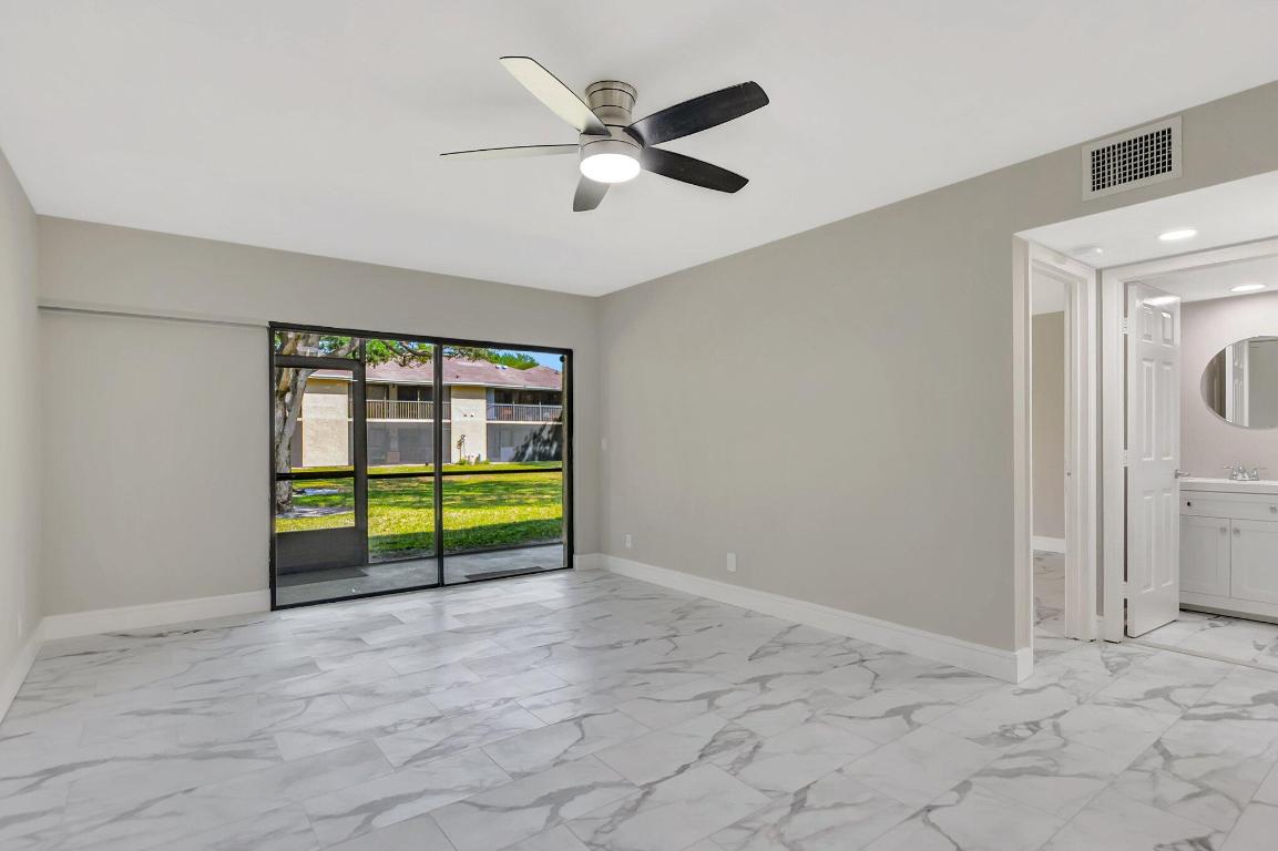 3939 NE 5th Avenue B105