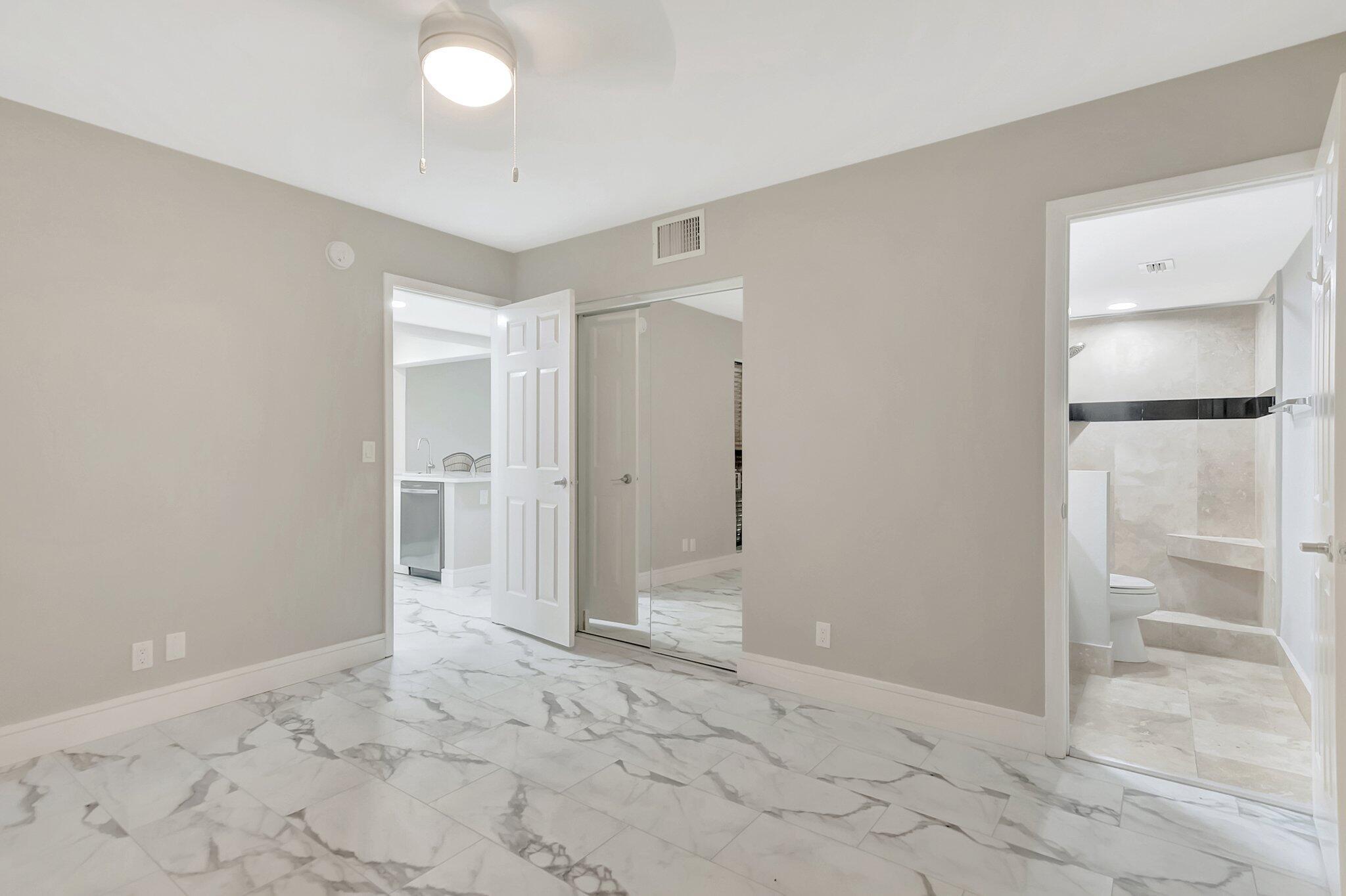 3939 NE 5th Avenue B105