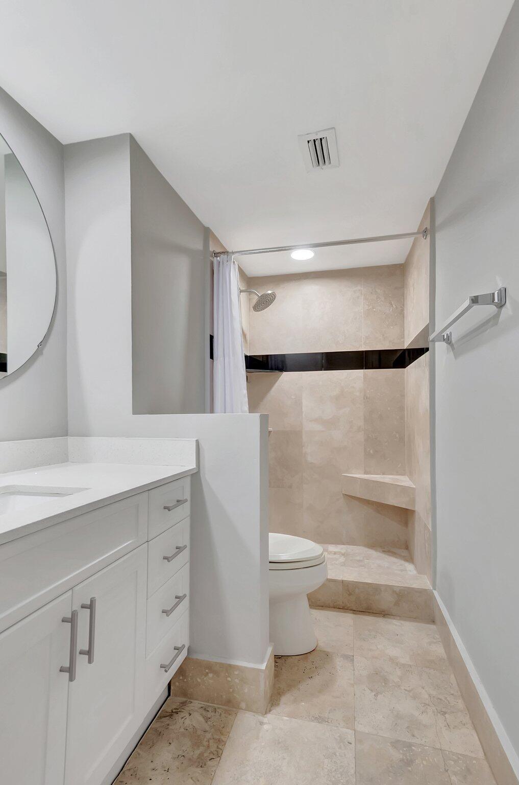 3939 NE 5th Avenue B105