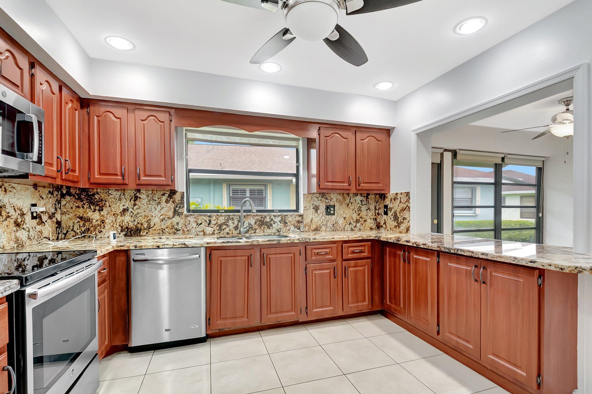 9765 Pecan Tree Drive B