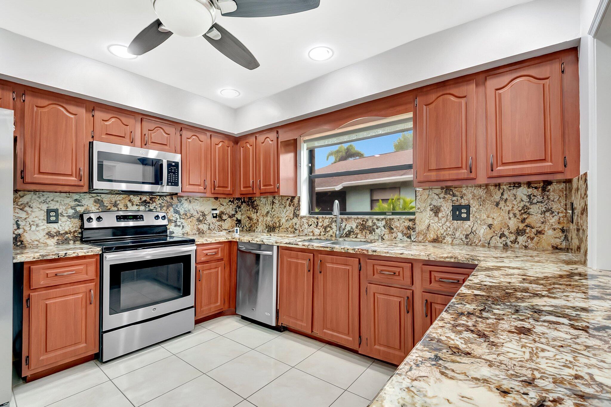 9765 Pecan Tree Drive B
