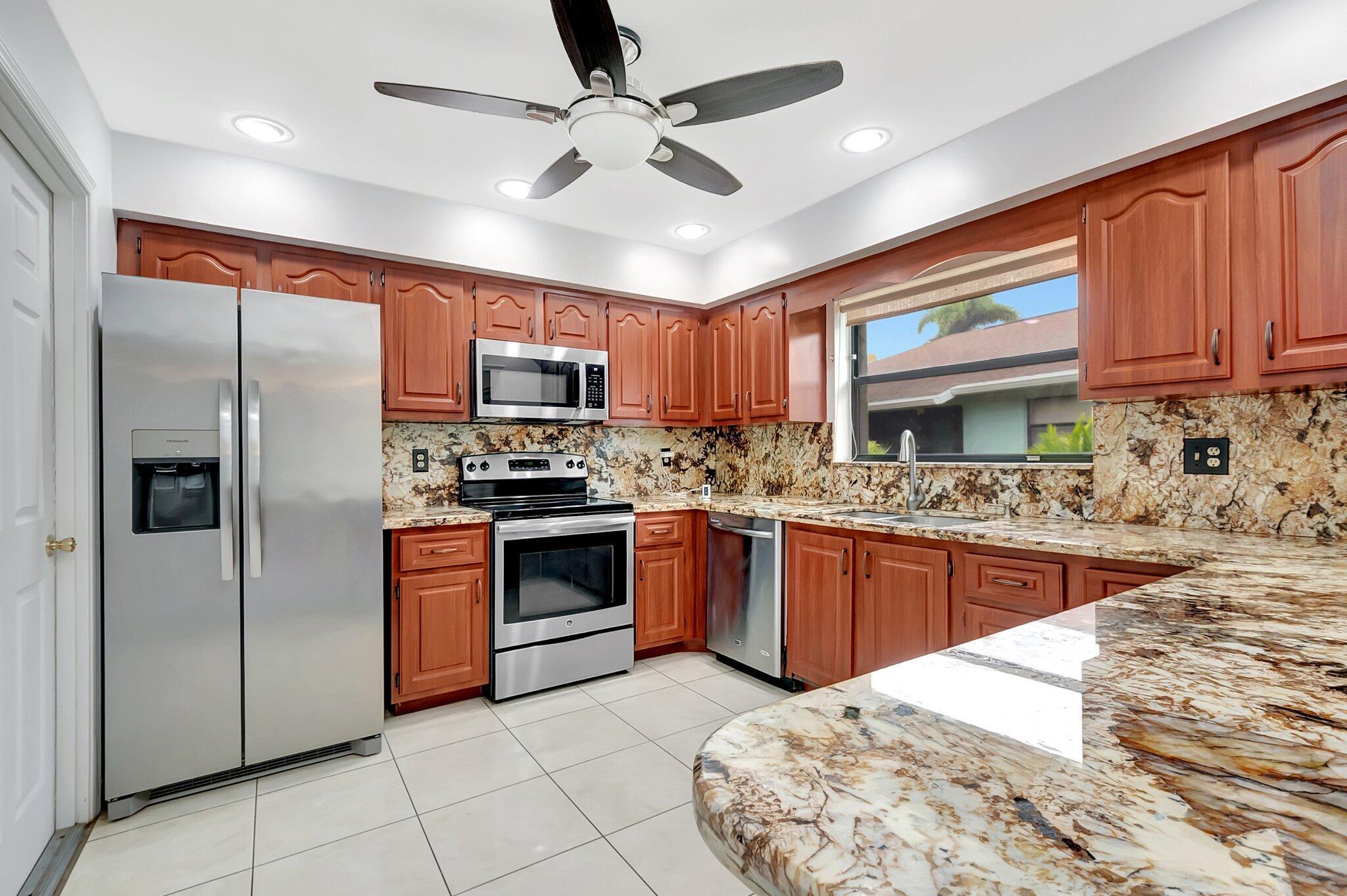 9765 Pecan Tree Drive B