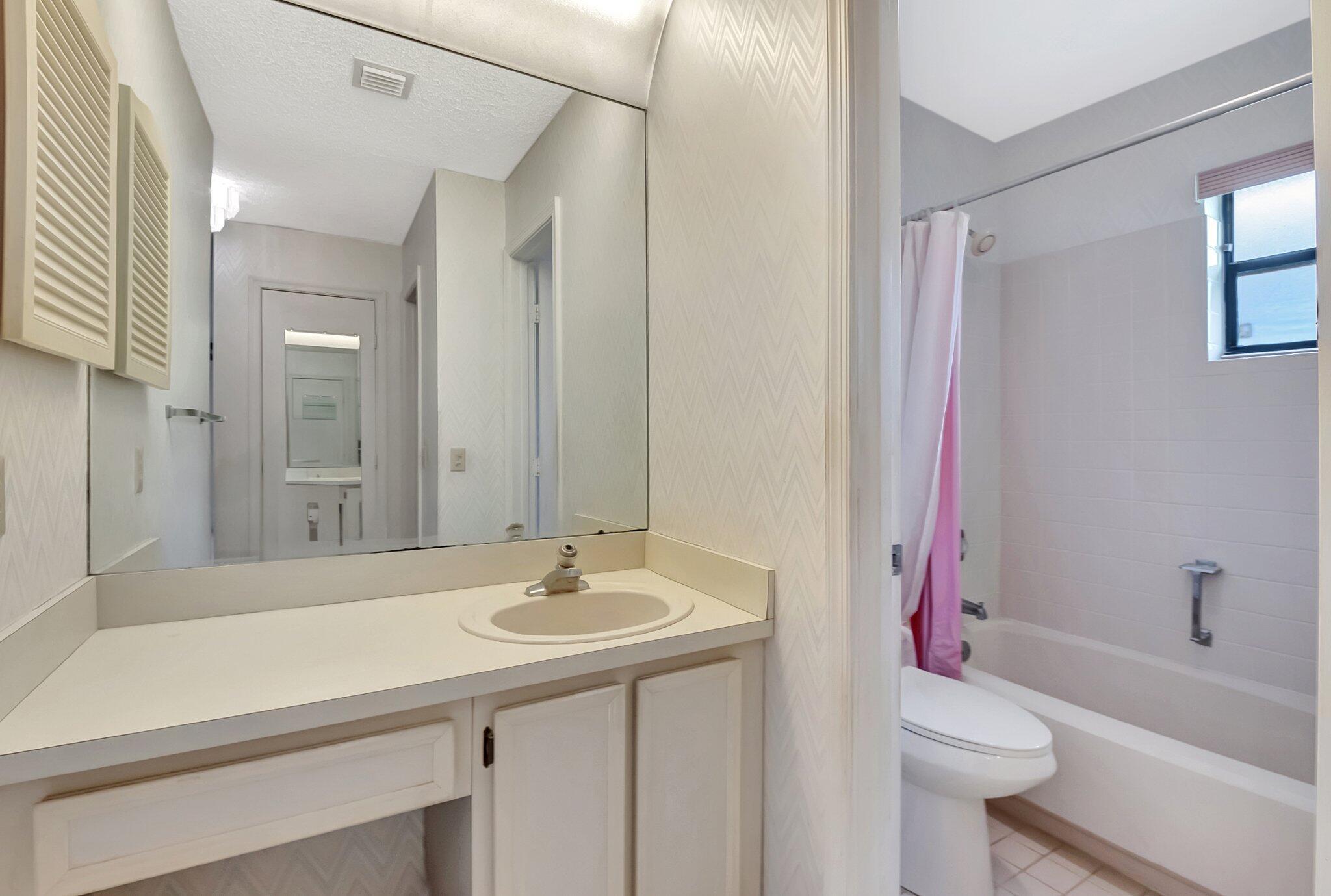 9765 Pecan Tree Drive B