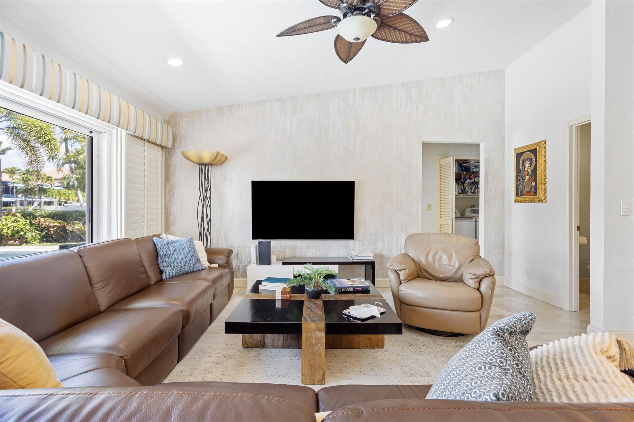 931 Hyacinth Drive