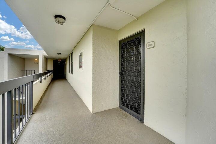 2025 Lavers Circle D504