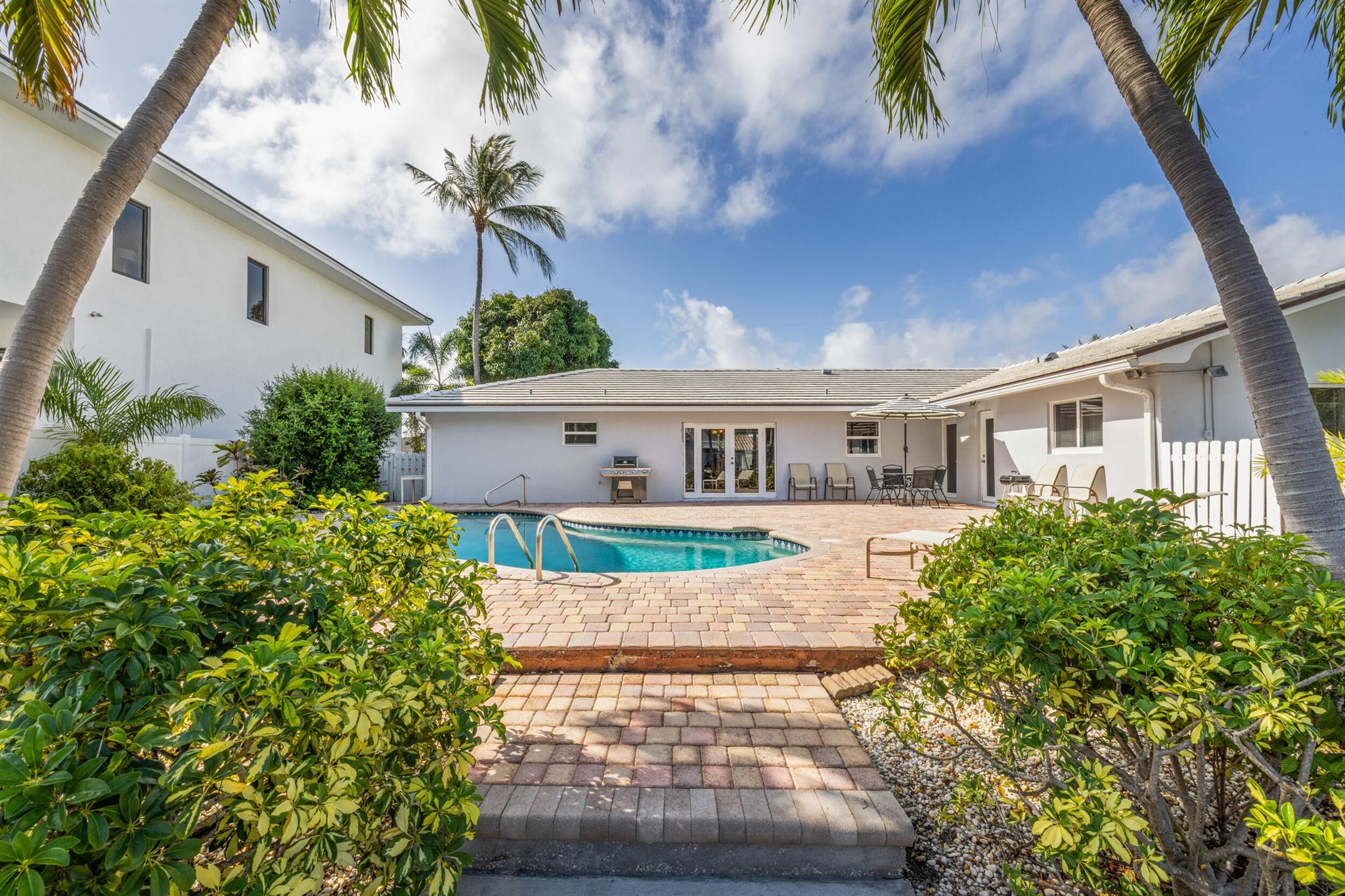 925 Cypress Drive
