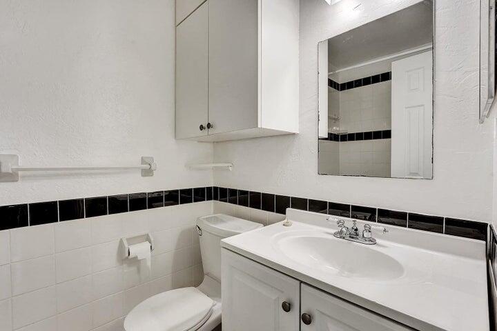 2737 Lowson Boulevard D