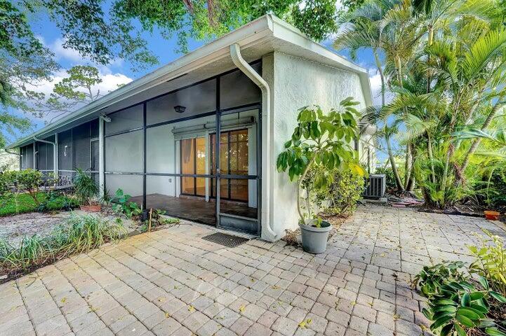 2737 Lowson Boulevard D